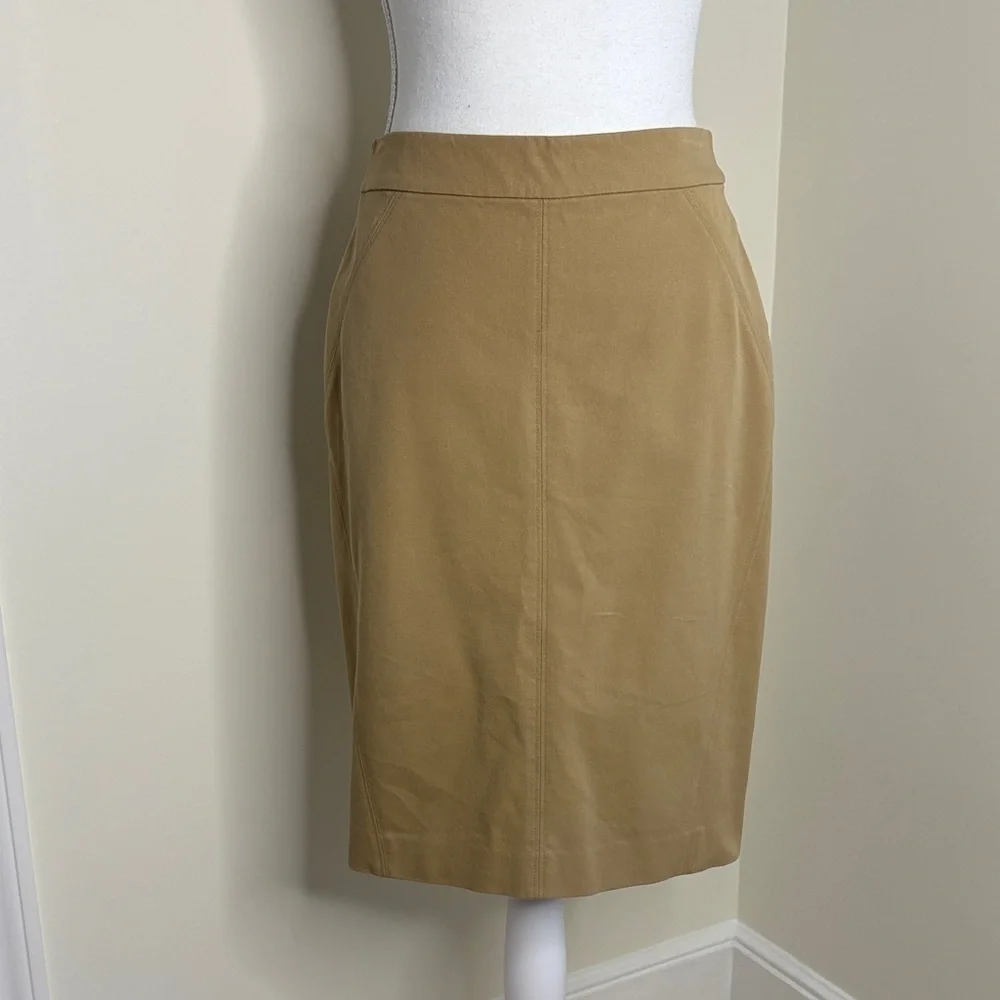 Ann Taylor Tan Pencil Skirt. Size 0